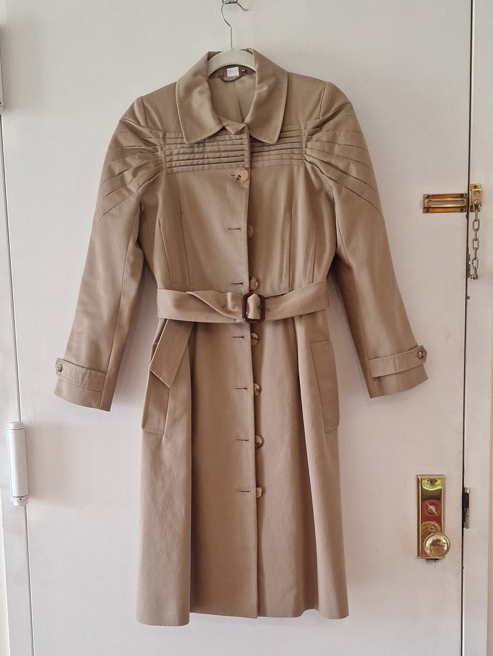 One-of-a-kind VIKTOR & ROLF Beige Trench Coat - Women's Jacket & Coat